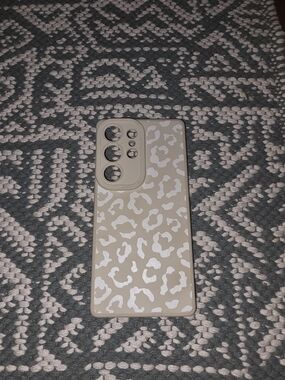 Galaxy S25 Plus Leopard Case